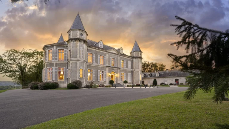 Château de Franqueville, lieu de séminaire à Bizanos